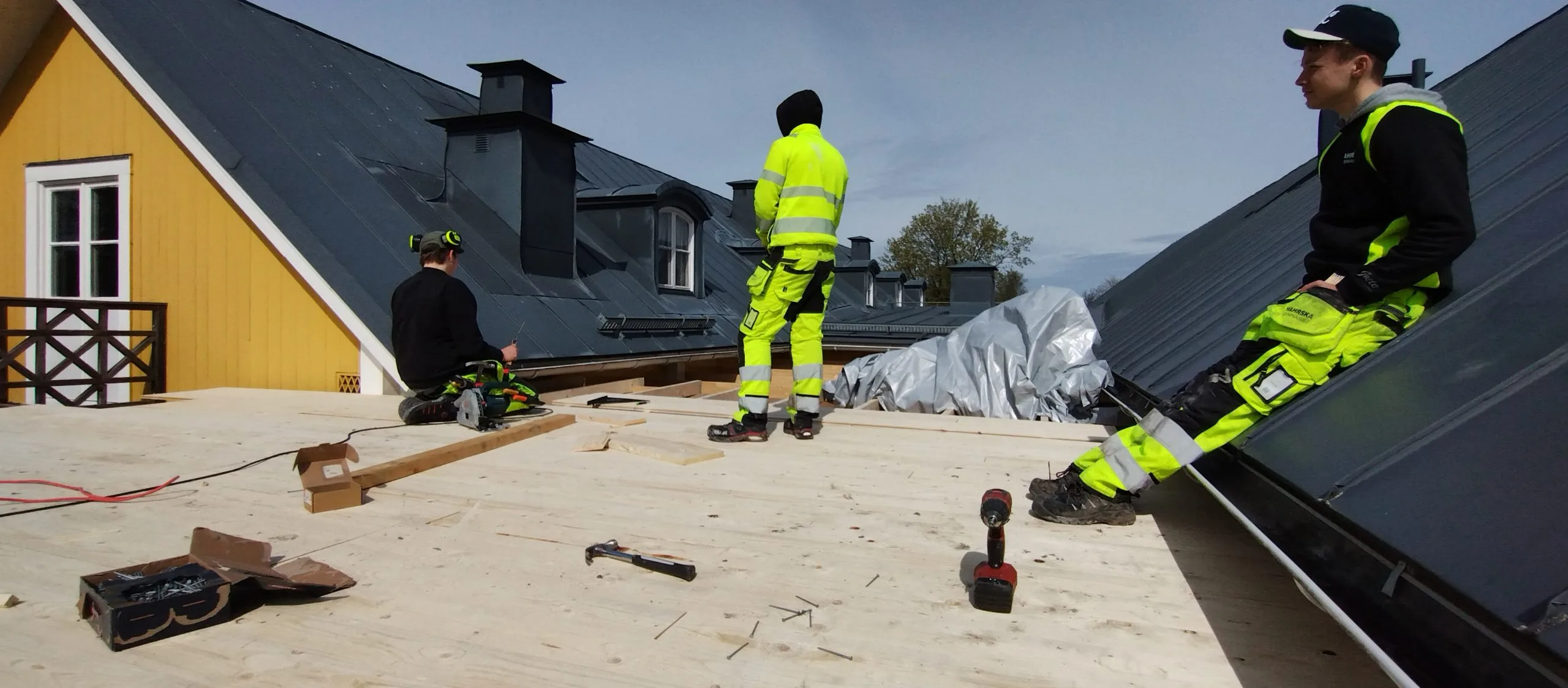 pågående bygge gustadf eriksons rum med hahrska gymnasiet